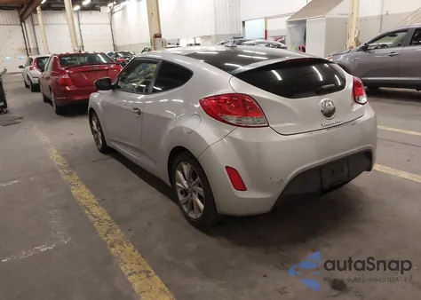 2016 Hyundai Veloster из США, поврежденный, VIN KMHTC6AD0GU270773